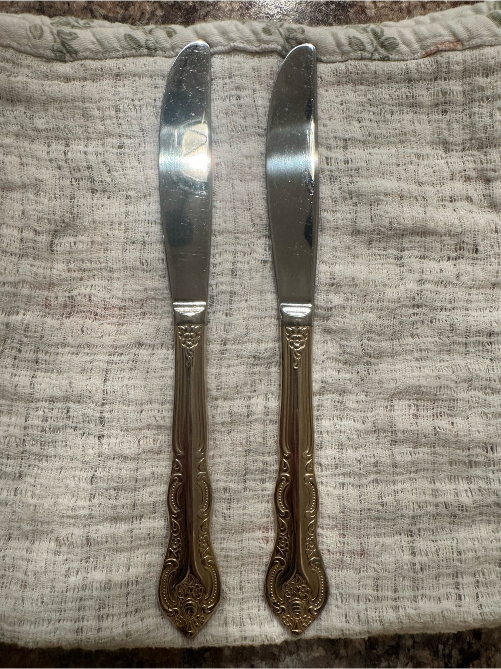 “San Marcos" (Gold Electroplate) design knives produced by International Silver